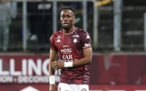 Ligue 2&nbsp;: Michel Mboula et le FC Metz s’imposent face à Dunkerque au bout du suspense