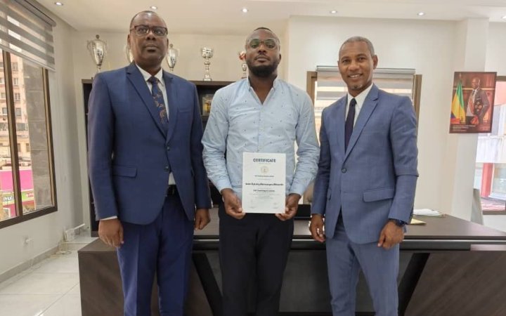 Coaching&nbsp;: Louis Djasmy Mavoungou Nfoumbi, premier Gabonais titulaire de la licence A de l’IHF, honoré par la tutelle