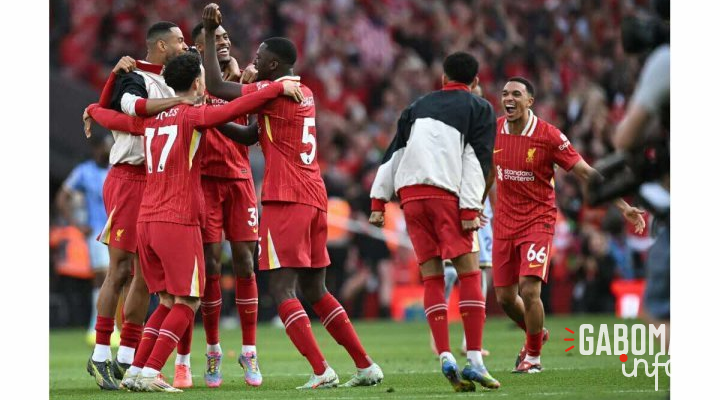 Premier league&nbsp;: Liverpool écrase Tottenham et s’adjuge son 20e titre de champion