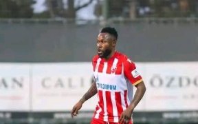Serbie&nbsp;: Guélor Kanga et l’Étoile Rouge dominent le Spartak Subotica