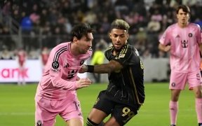 Ligue des champions CONCACAF&nbsp;: Denis Bouanga et le LAFC dominent l’Inter Miami de Lionel Messi