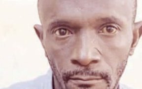 Mouila : Ivre, un mécanicien s’introduit dans une maison pour violer une vieille dame de 75 ans !