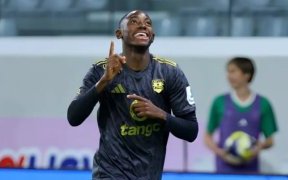 Chypre : Junior Effaghe participe au festival offensif de l’Aris Limassol (4-0) !