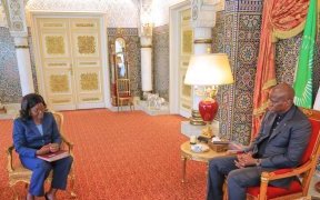 Oligui Nguema et la ministre de la Fonction publique discutent des défis de l’emploi et de l’administration