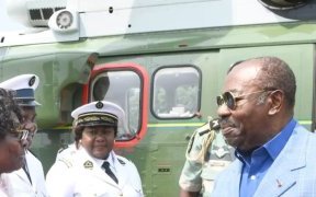 Ali Bongo échange avec les femmes, les jeunes et les notables de Cocobeach