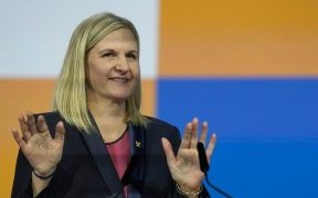 CIO&nbsp;: La zimbabwéenne Kirsty Coventry, première femme élue présidente de l’institution