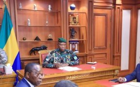 Chantiers routiers prioritaires : Brice Clotaire Oligui Nguema ordonne la reprise des travaux