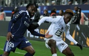 Angers SCO&nbsp;: Inquiétude pour Jacques Ekomié, sorti sur blessure face au Paris FC