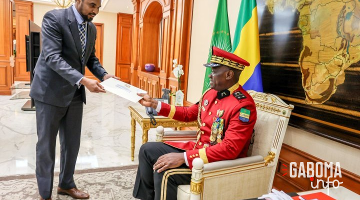 Un émissaire du président tchadien reçu en audience par Oligui Nguema