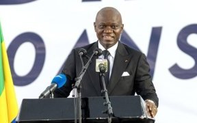 Le général Oligui Nguema annonce sa candidature à l’élection présidentielle